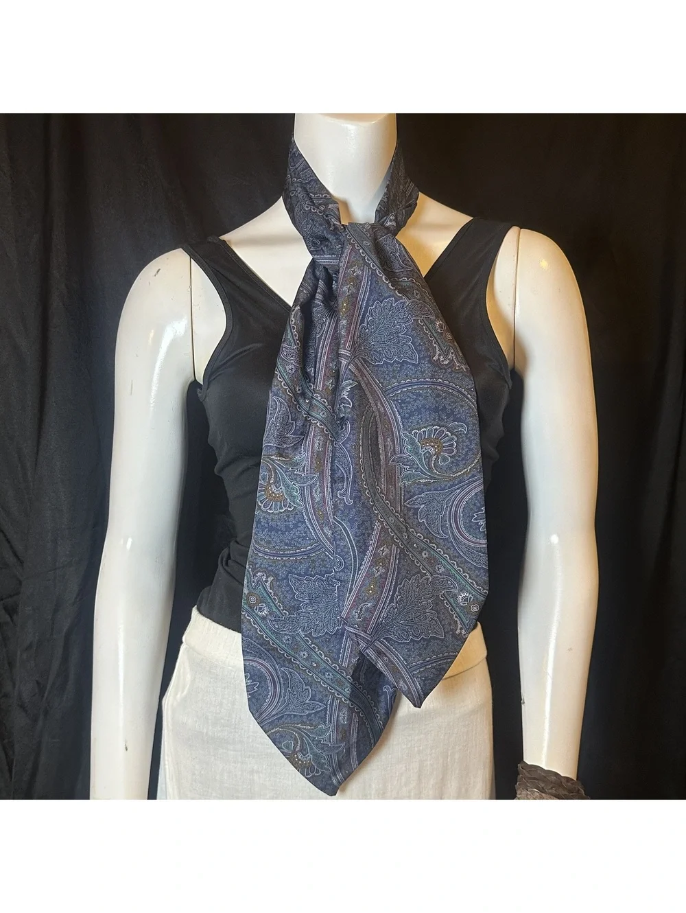Vintage Blue Paisley Cravat/Ascot Scarf